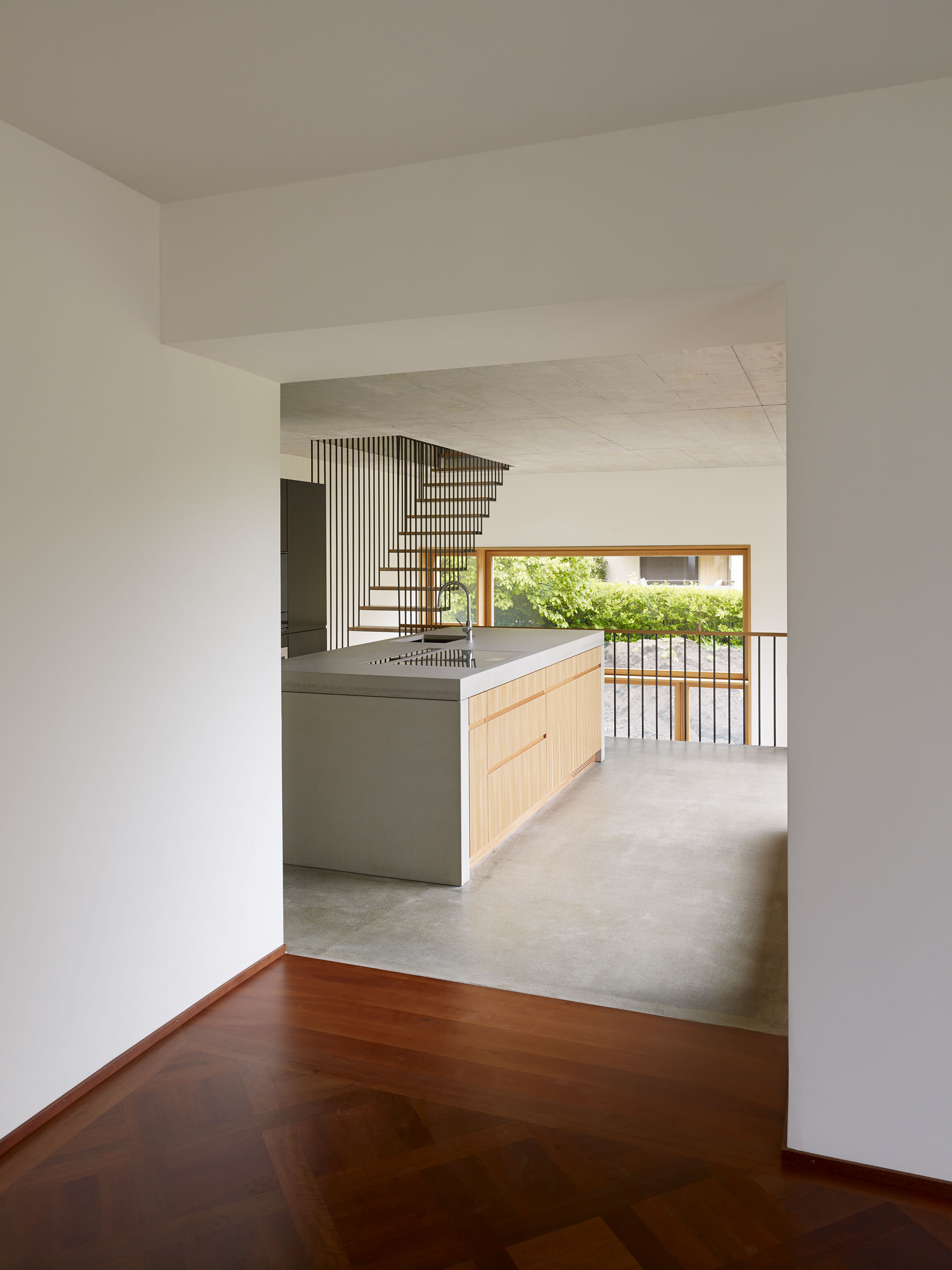 E14496 Alpa 044233 j2560